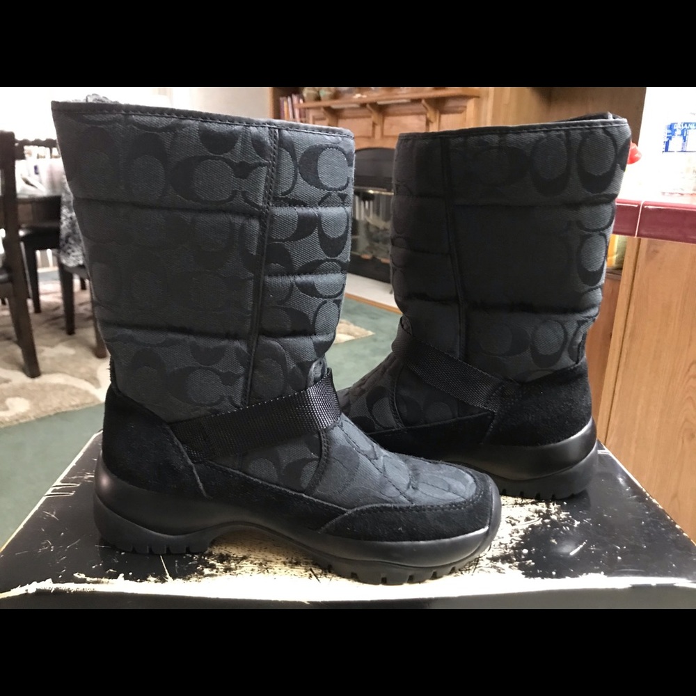 Coach boots